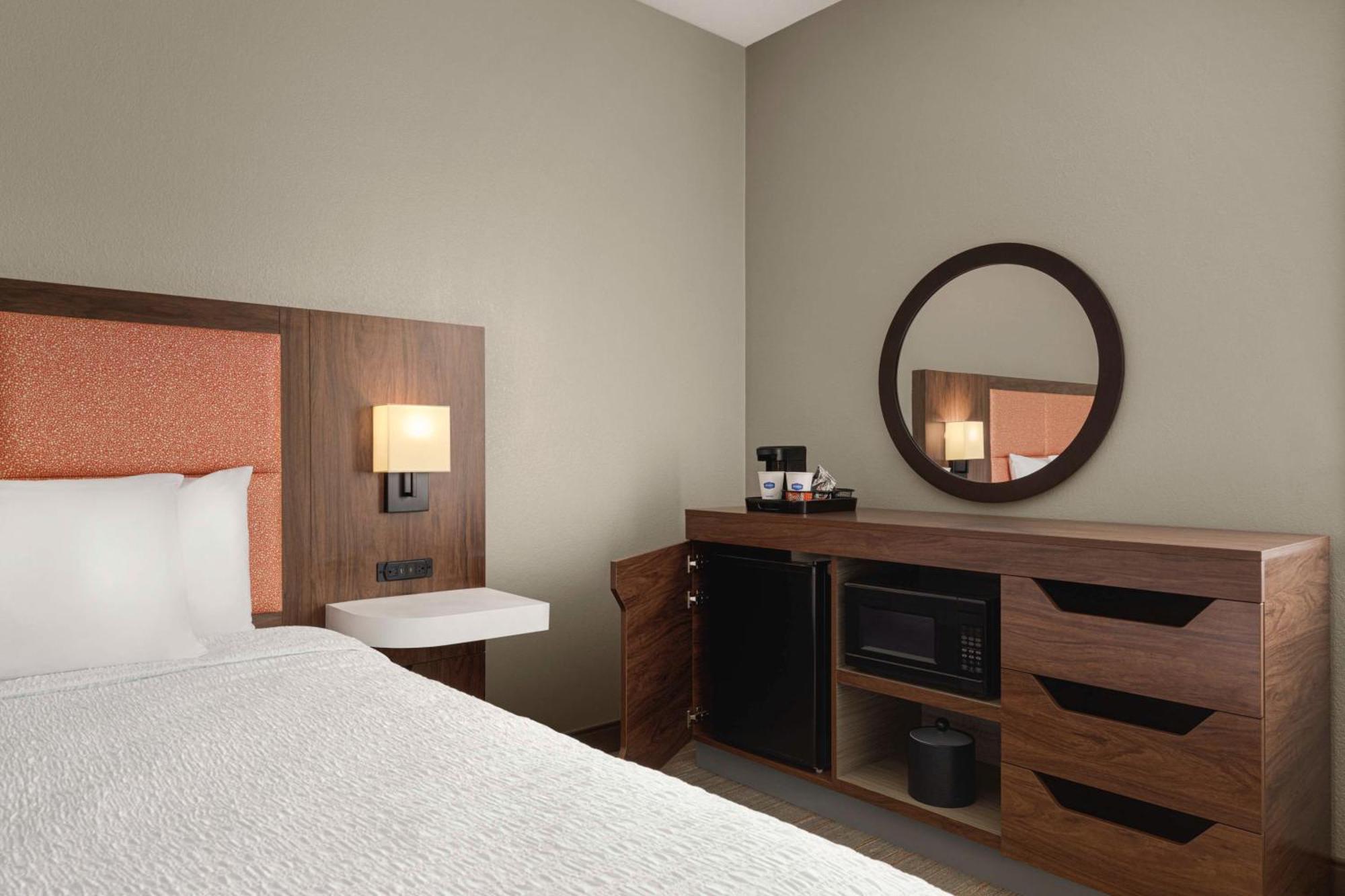 Hampton Inn Charlottesville Extérieur photo