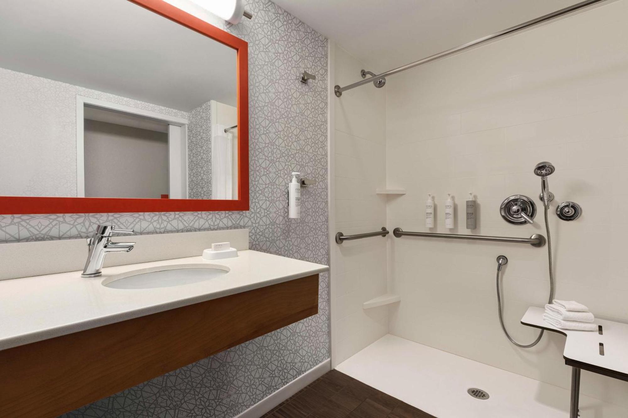 Hampton Inn Charlottesville Extérieur photo