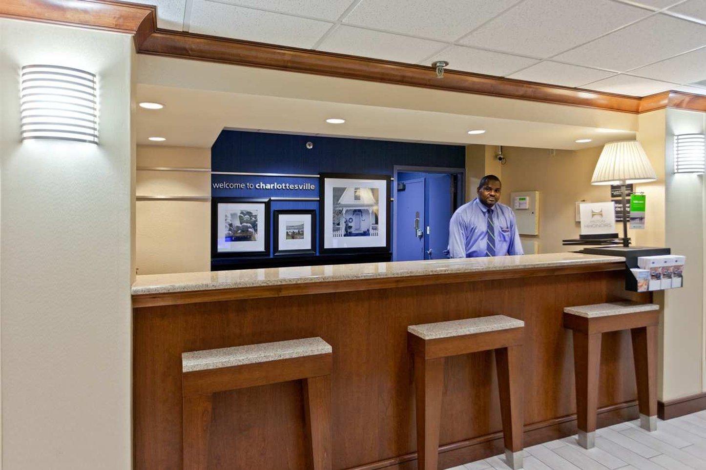 Hampton Inn Charlottesville Extérieur photo