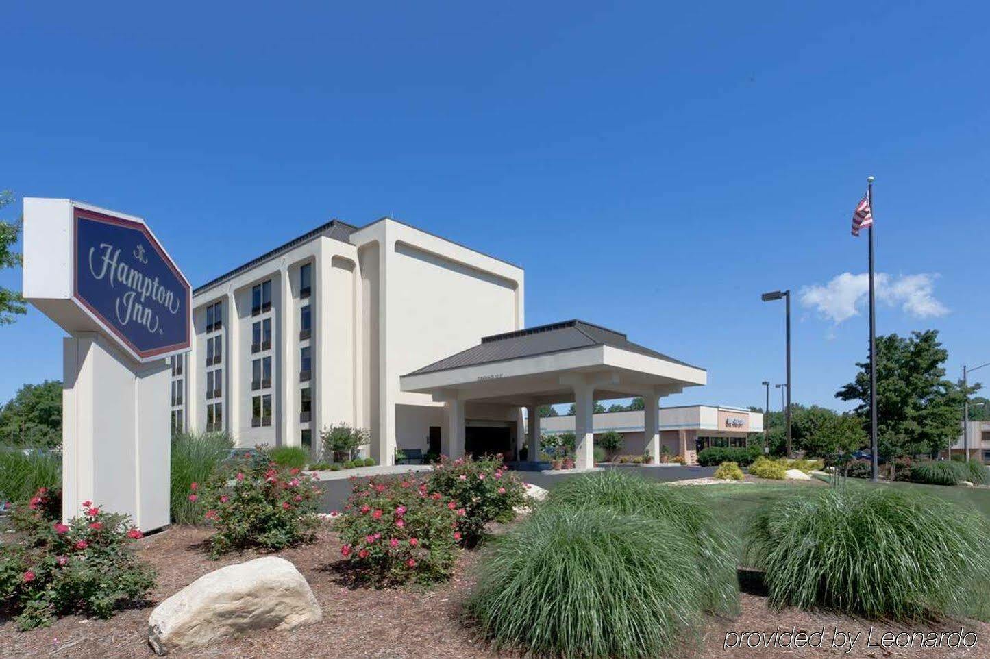 Hampton Inn Charlottesville Extérieur photo