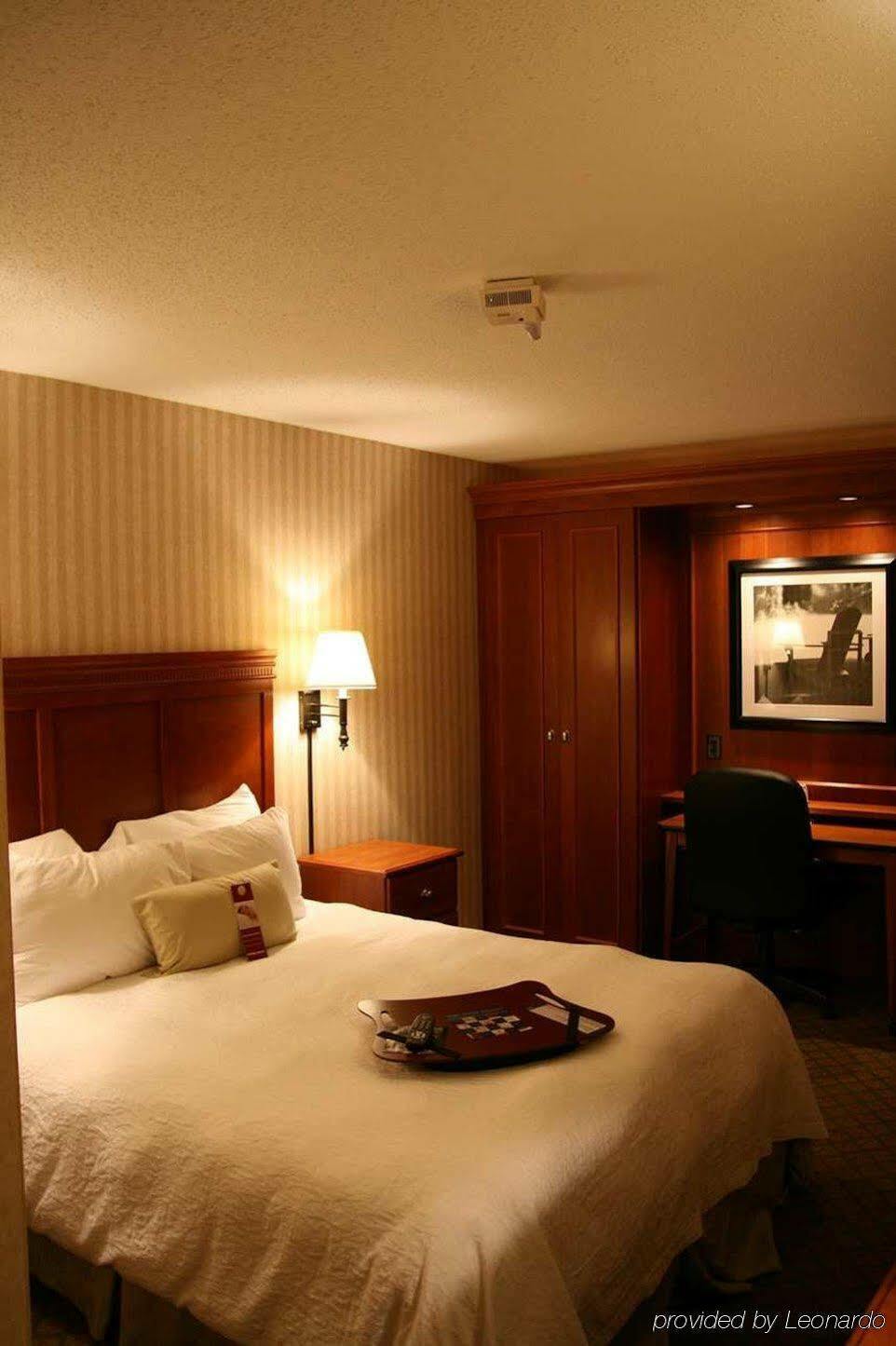 Hampton Inn Charlottesville Extérieur photo
