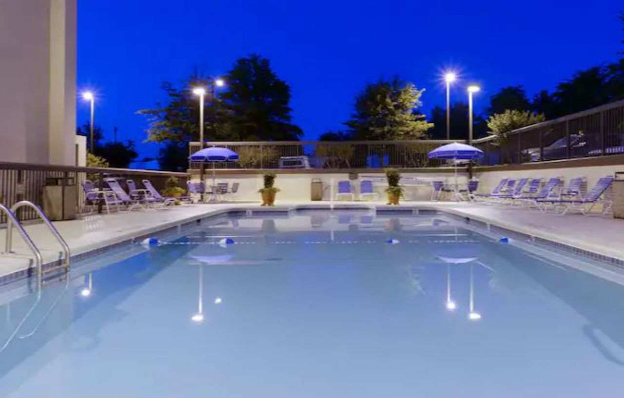 Hampton Inn Charlottesville Extérieur photo